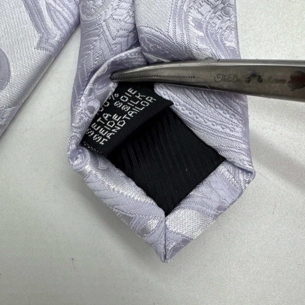 Barry Wang Hand Made 100% Silk Men's Neck Tie Lavender Textured 59